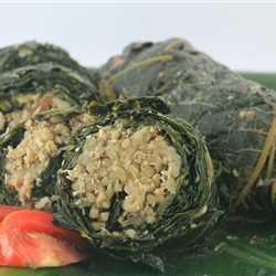 Buntil Daun Pepaya Indomie Ayam Bawang